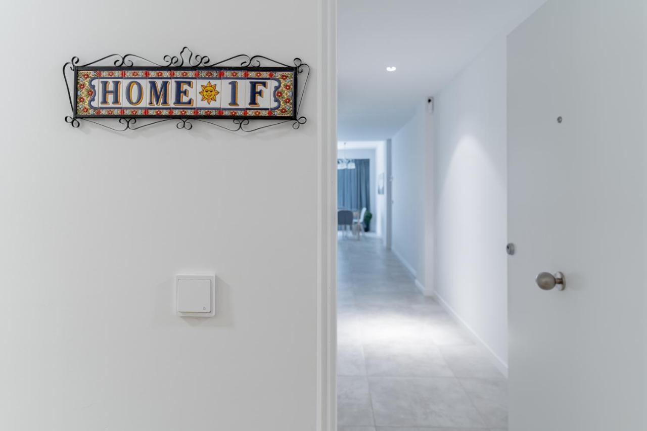 Cosy And Centrally Located Apartment In 에스테포나 외부 사진