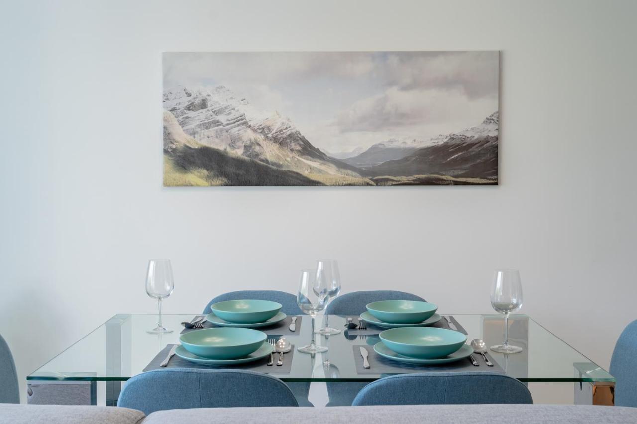 Cosy And Centrally Located Apartment In 에스테포나 외부 사진